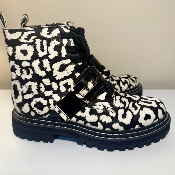 Cecelia New York Hayden Boots NWOB Size 8 - Picture 8 of 16